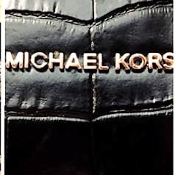 MK Michael Kors Dillon Embossed Black Croc Tote - Picture 5 of 5